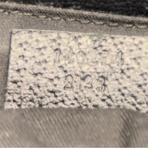 Vintage Gucci Black Fabric Handbag with Polished Chrome Hardware - Picture 15 of 16